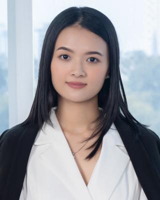 Zunie Nguyen